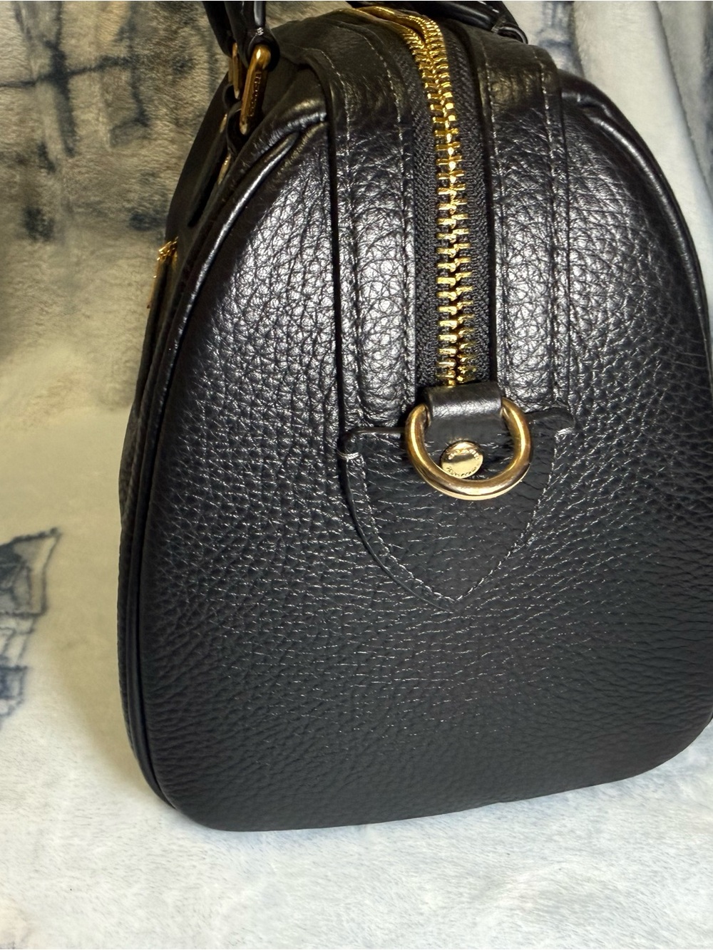 Coach New York Black Pebbled Leather medium Rowan with gold hardware - Picture 4 of 7